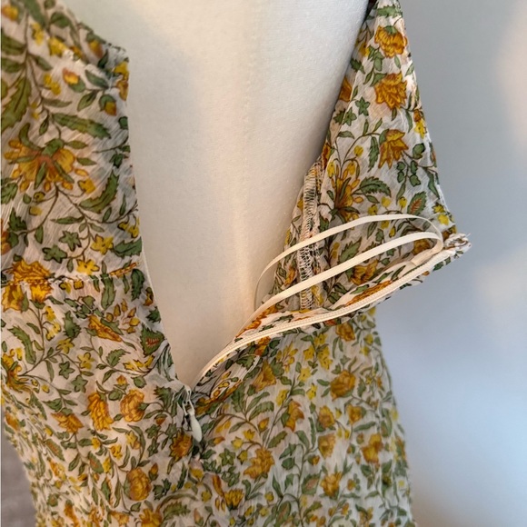 J. Crew Yellow and Green Floral Camisole crinkle chiffon flowy tank y2k sz 8 - Picture 5 of 6